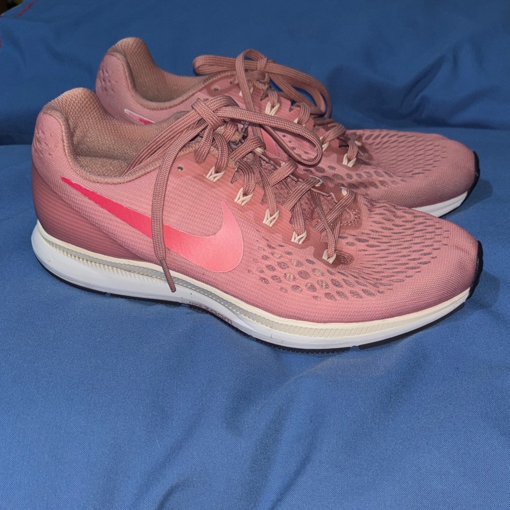 Nike Women's Air Zoom Pegasus 34 Running Shoes in The Rust Pink